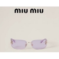  Miu Miu logo sungla...